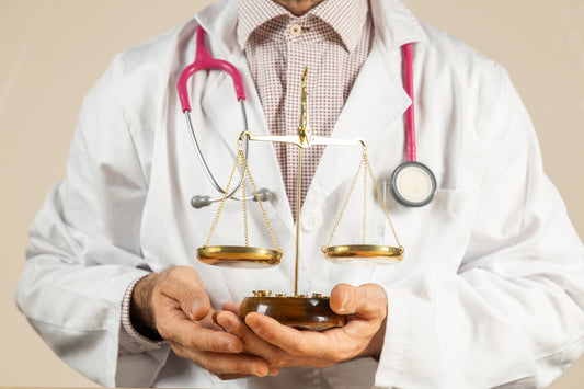 Medico vince il concorso, si dimette ed ottiene il pagamento delle ferie non godute dall'ex azienda.